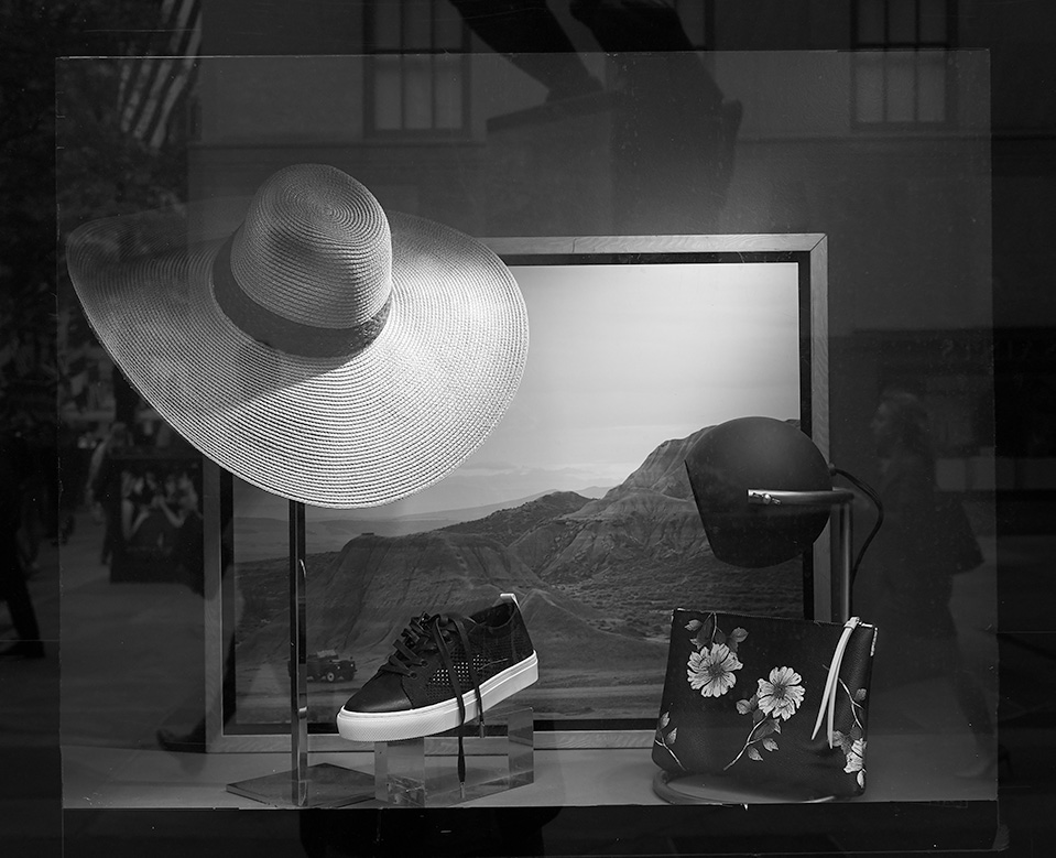 A Day Ends on Madison Avenue by Stephen Je